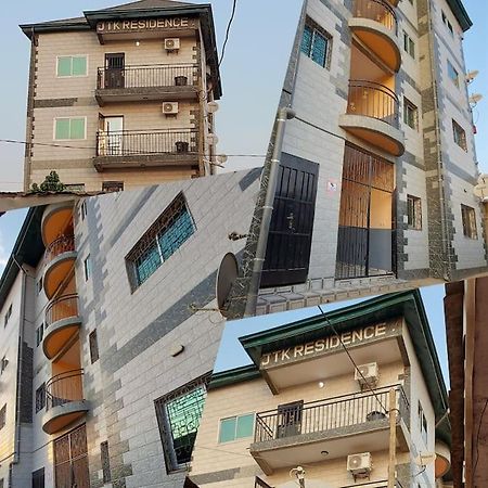Jtk Residence - Meuble Platinium Biyemassi Yaoundé Exterior photo